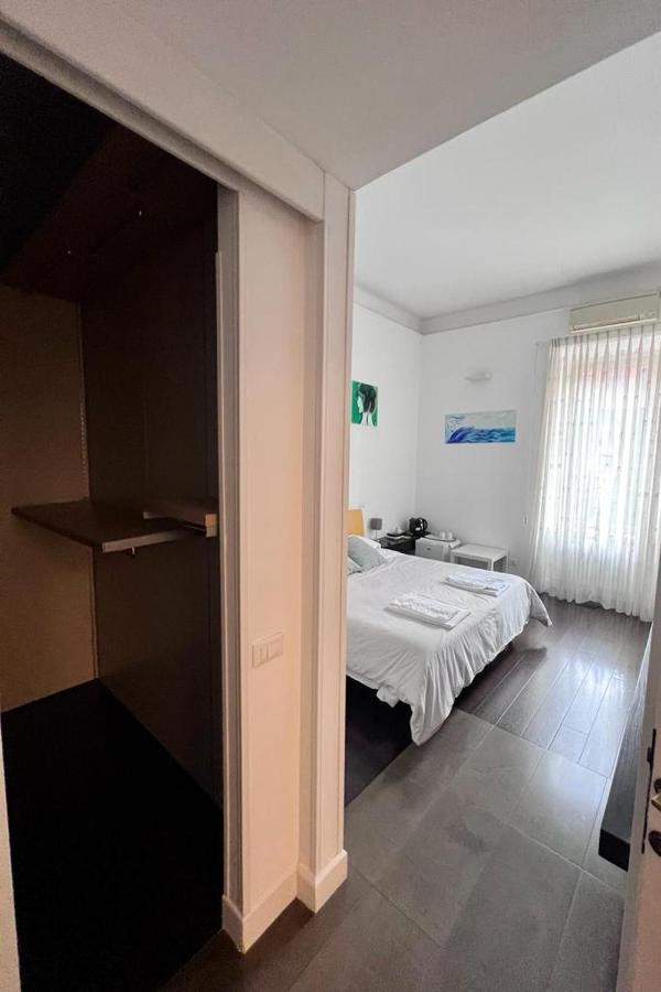 B&B Azuni Home 로마 외부 사진